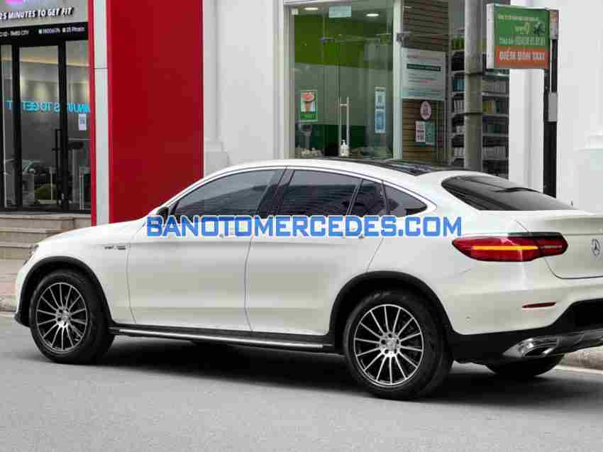 Cần bán xe Mercedes Benz GLC 300 Coupe 4Matic 2017, xe đẹp