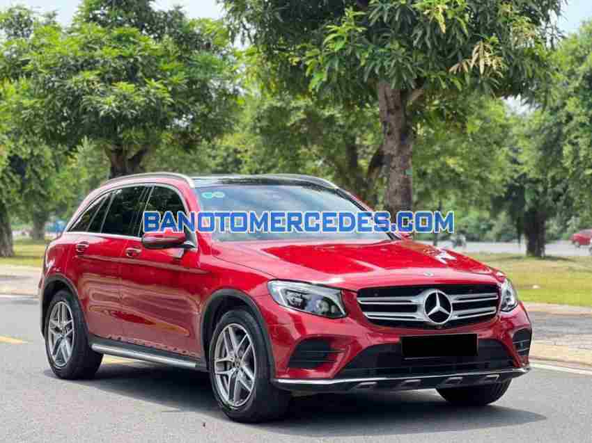 Cần bán xe Mercedes Benz GLC 300 4Matic đời 2019