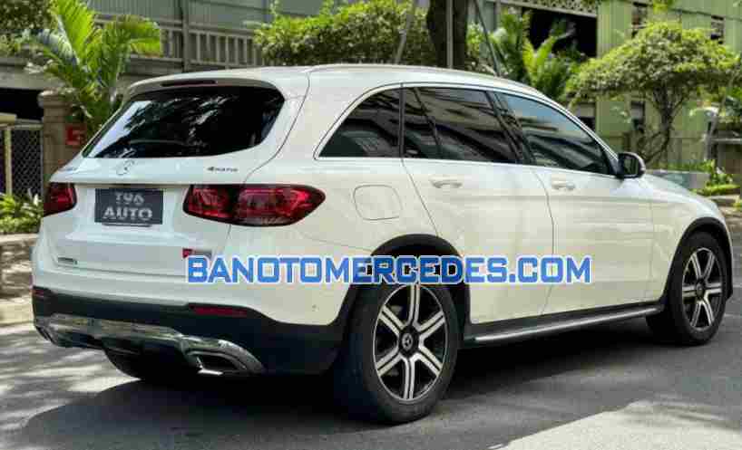 Cần bán xe Mercedes Benz GLC 200 4Matic màu Trắng 2020