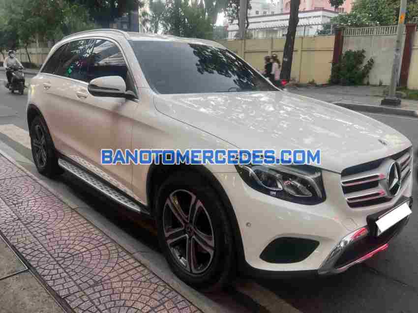 Cần bán gấp Mercedes Benz GLC 200 2019 - Xe đẹp - Giá tốt