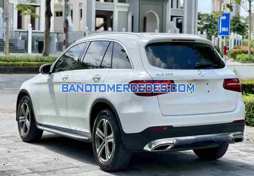 Mercedes Benz GLC 200 năm sản xuất 2019 giá tốt