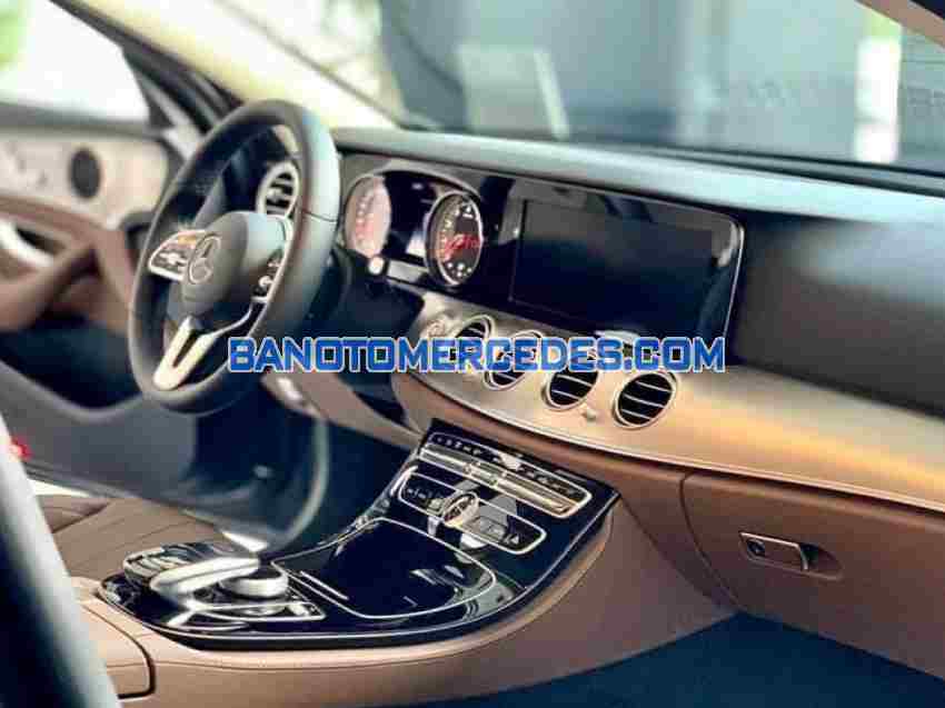 Mercedes Benz E class E180 2024  Số tự động, GIÁ GIẬT MÌNH