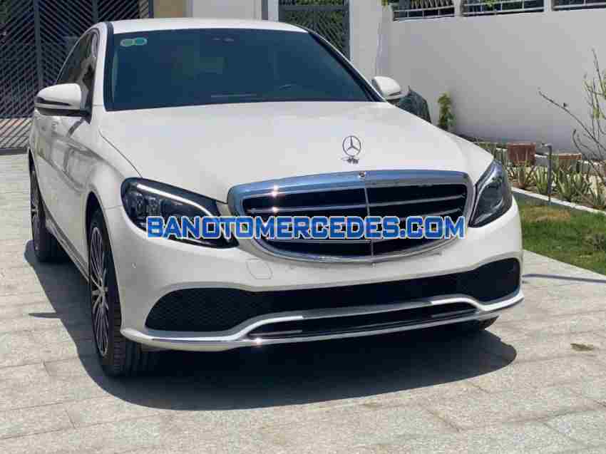 Bán Mercedes Benz C class C200 Exclusive, màu Trắng, Máy xăng, 2021