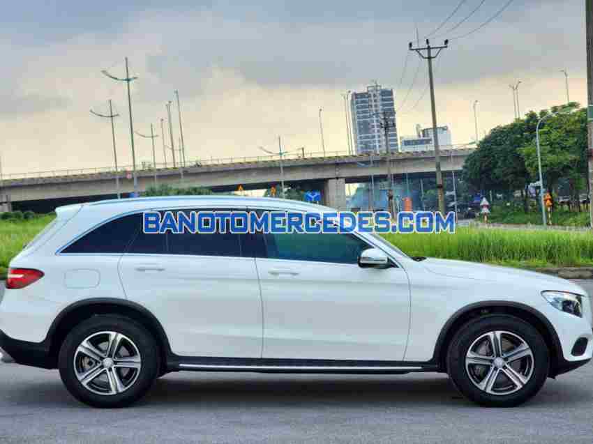 Bán xe Mercedes Benz GLC 250 4Matic đời 2016 - Giá tốt