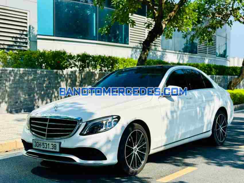 Cần bán gấp Mercedes Benz C class C200 Exclusive năm 2020 giá cực tốt