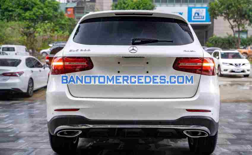 Mercedes Benz GLC 300 4Matic 2017, xe đẹp, hết ý