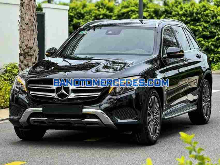 Bán xe Mercedes Benz GLC 250 4Matic đời 2019 - Giá tốt