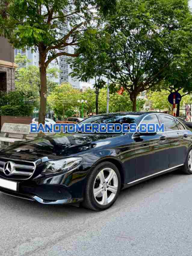 Bán Mercedes Benz E class E250, màu Đen, Máy xăng, 2017