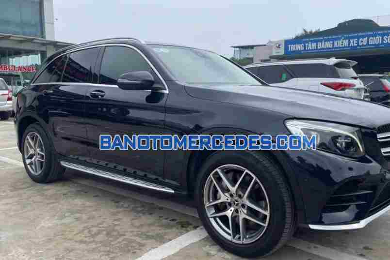 Cần bán xe Mercedes Benz GLC 300 4Matic 2017, xe đẹp