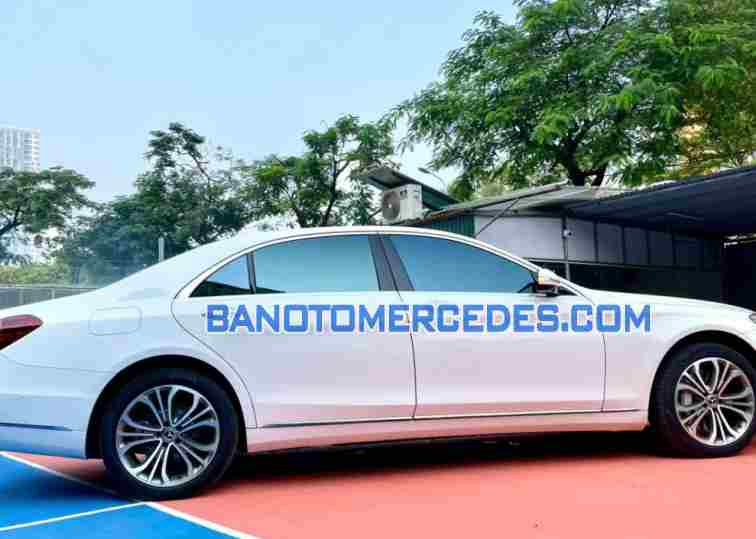 Cần bán gấp Mercedes Benz S class S450L Luxury đời 2020, màu Trắng