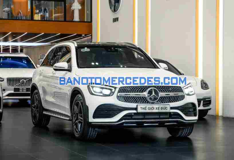 Cần bán gấp Mercedes Benz GLC 300 4Matic 2022 - Xe đẹp - Giá tốt