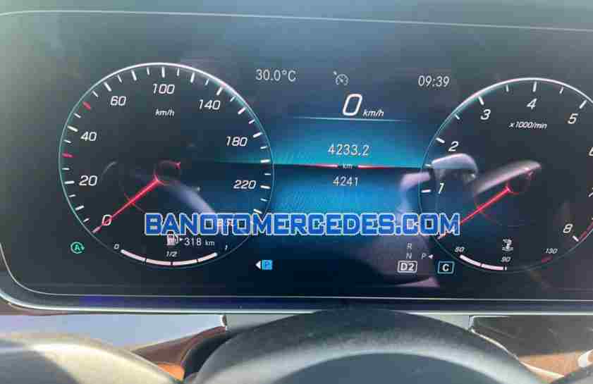 Bán Mercedes Benz E class E200 Exclusive, màu Đen, Máy xăng, 2022