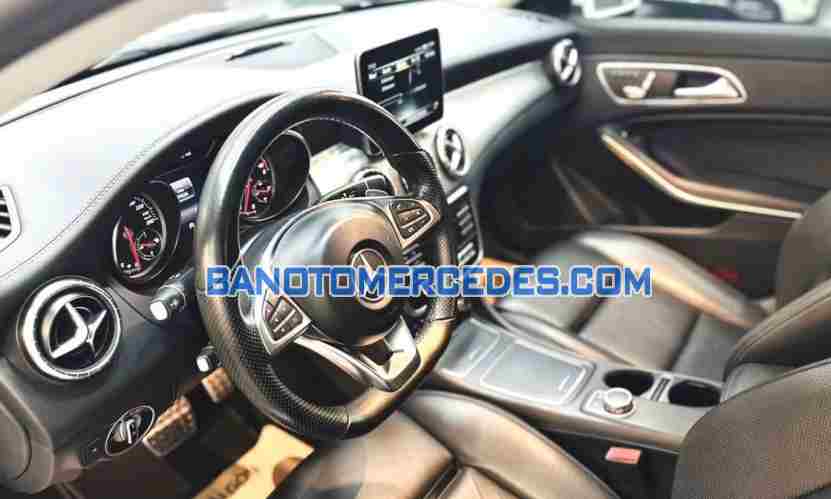 Cần bán xe Mercedes Benz CLA class Số tự động 2016