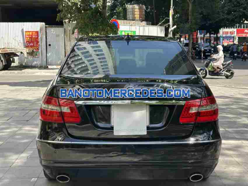 Mercedes Benz E class 2011 Sedan màu Đen