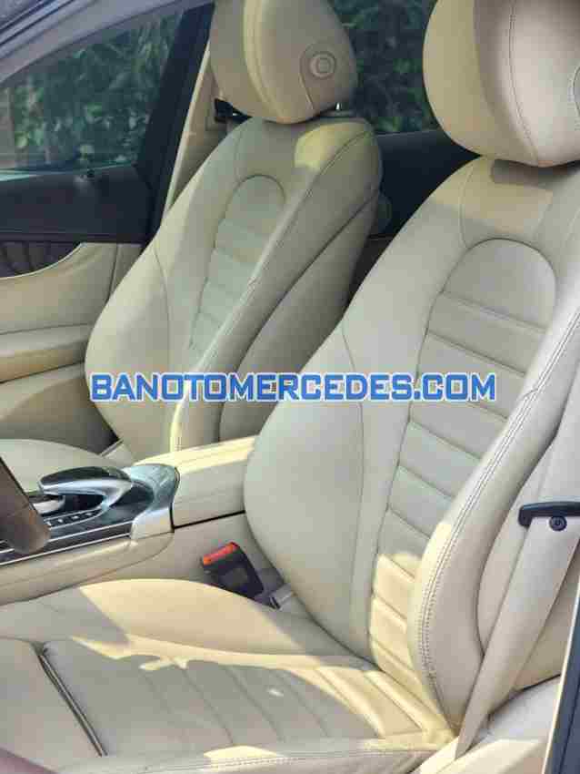 Mercedes Benz GLC 300 4Matic sản xuất 2019 cực chất!