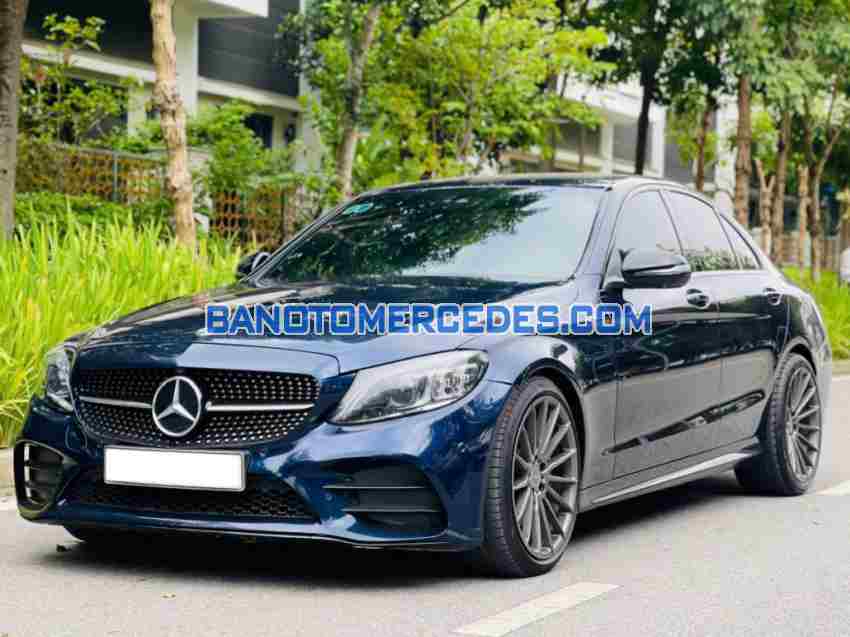 Cần bán Mercedes Benz C class C300 AMG 2019 xe đẹp