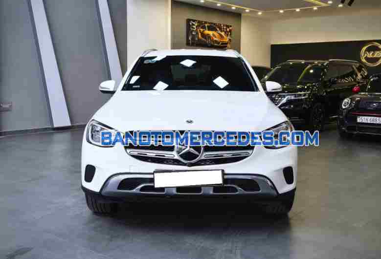 Cần bán xe Mercedes Benz GLC 200 4Matic năm 2021 màu Trắng cực đẹp