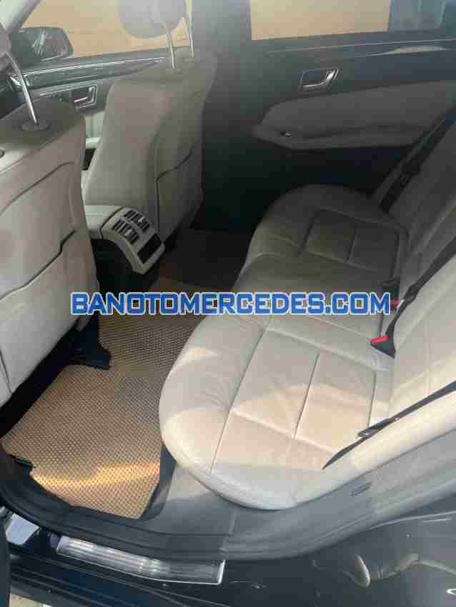 Cần bán Mercedes Benz E class E250 Máy xăng 2010 màu Đen