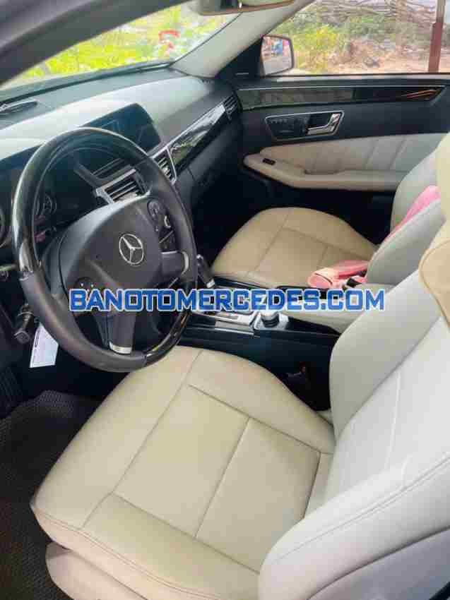 Xe Mercedes Benz E class E250 đời 2009 đẹp bán gấp