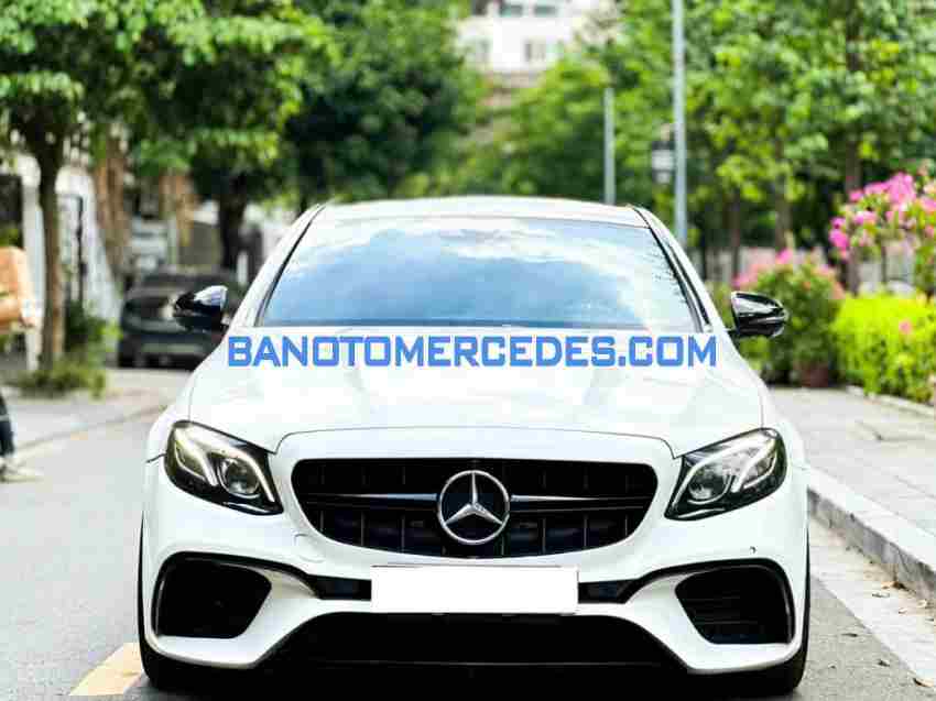 Cần bán xe Mercedes Benz E class E300 AMG 2020 Số tự động màu Trắng