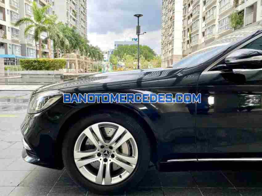 Cần bán xe Mercedes Benz S class S450L năm 2019 màu Đen cực đẹp