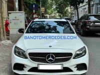 Cần bán gấp Mercedes Benz C class C300 AMG đời 2019, màu Trắng