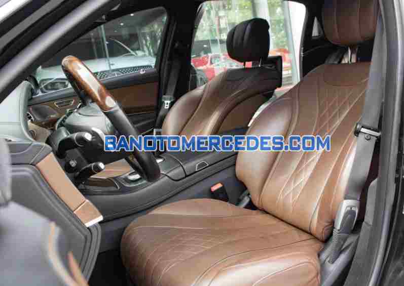 Cần bán gấp xe Mercedes Benz Maybach S400 năm 2016, màu Đen, Số tự động