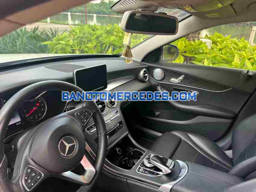 Bán Mercedes Benz C class C200 2018 - giá tốt