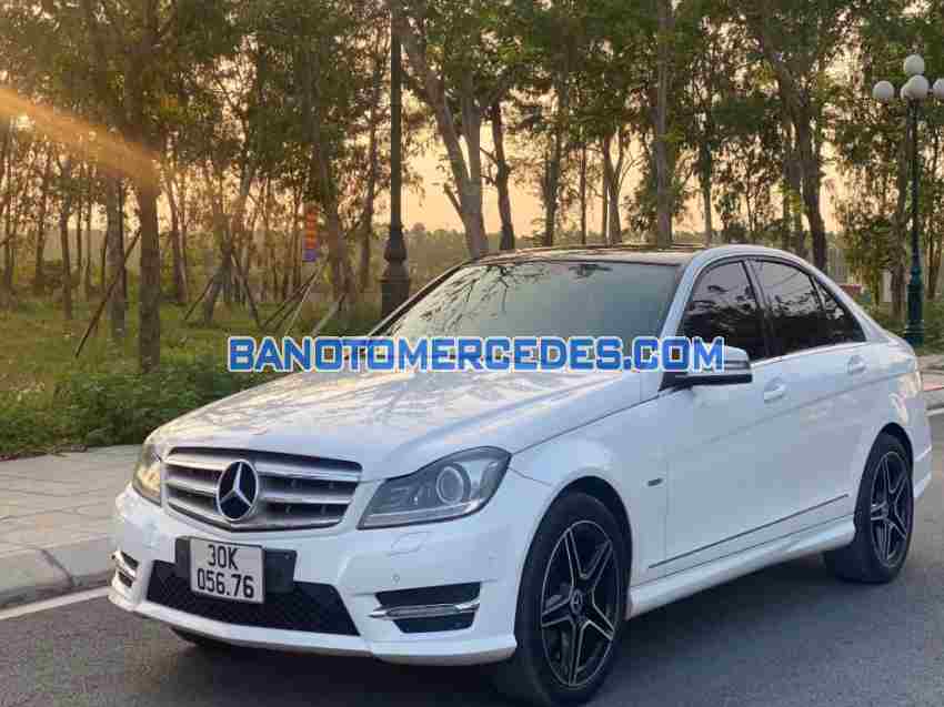 Cần bán Mercedes Benz C class C200 2013 xe đẹp