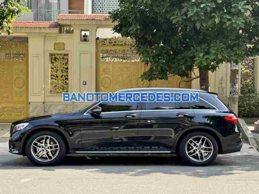 Mercedes Benz GLC 300 4Matic model 2018 xe chuẩn hết ý