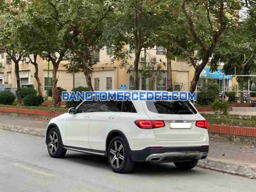 Cần bán Mercedes Benz GLC 200 4Matic đời 2020