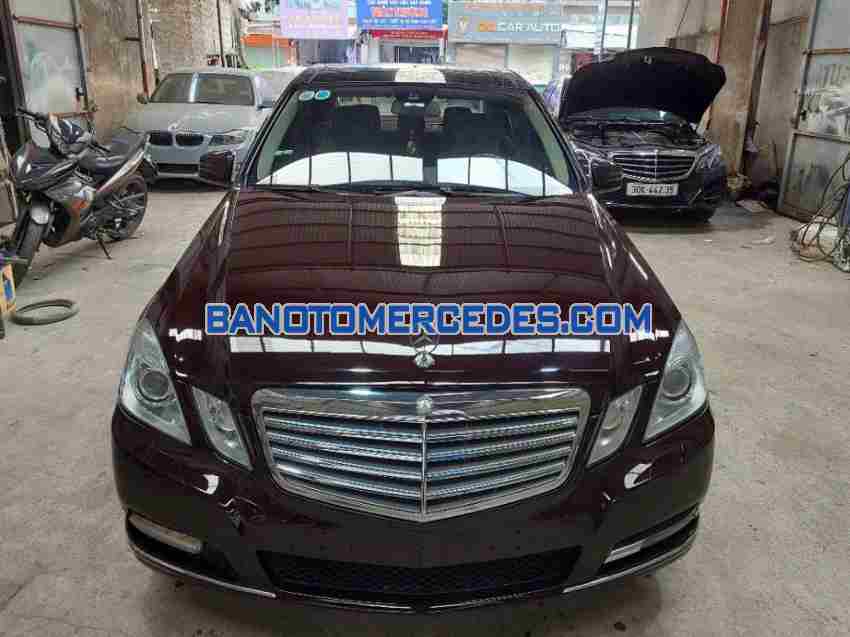 Mercedes Benz E class E300 năm 2011 cần bán