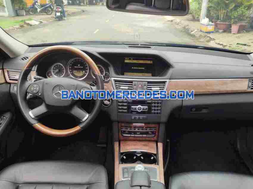 Mercedes Benz E class E300 năm sản xuất 2011 giá tốt