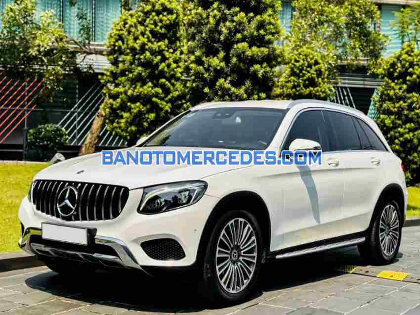 Bán Mercedes Benz GLC 250 4Matic, màu Trắng, Máy xăng, 2018