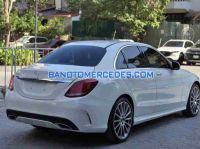 Cần bán xe Mercedes Benz C class C300 AMG màu Trắng 2017