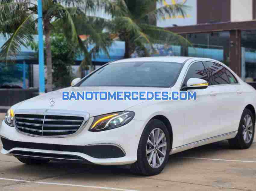 Mercedes Benz E class E200 2019 Số tự động cực đẹp!