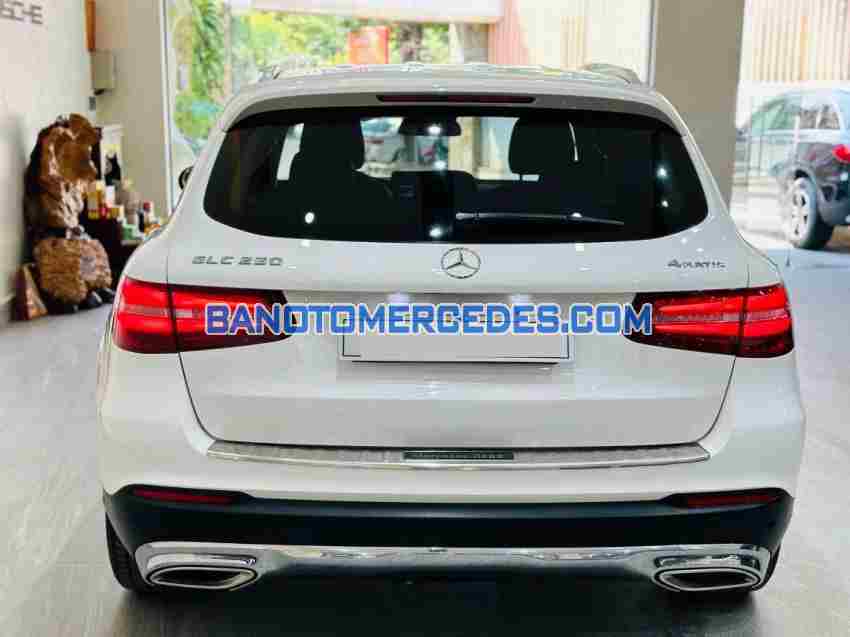 Cần bán xe Mercedes Benz GLC 250 4Matic sx 2018