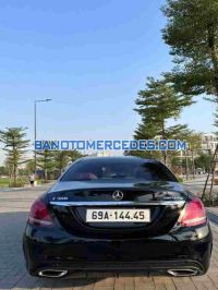 Cần bán Mercedes Benz C class C300 AMG 2017, xe đẹp giá rẻ bất ngờ