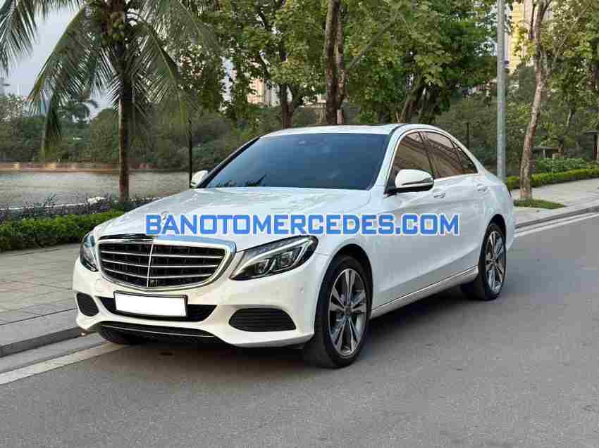 Cần bán Mercedes Benz C class C250 Exclusive Máy xăng 2018 màu Trắng