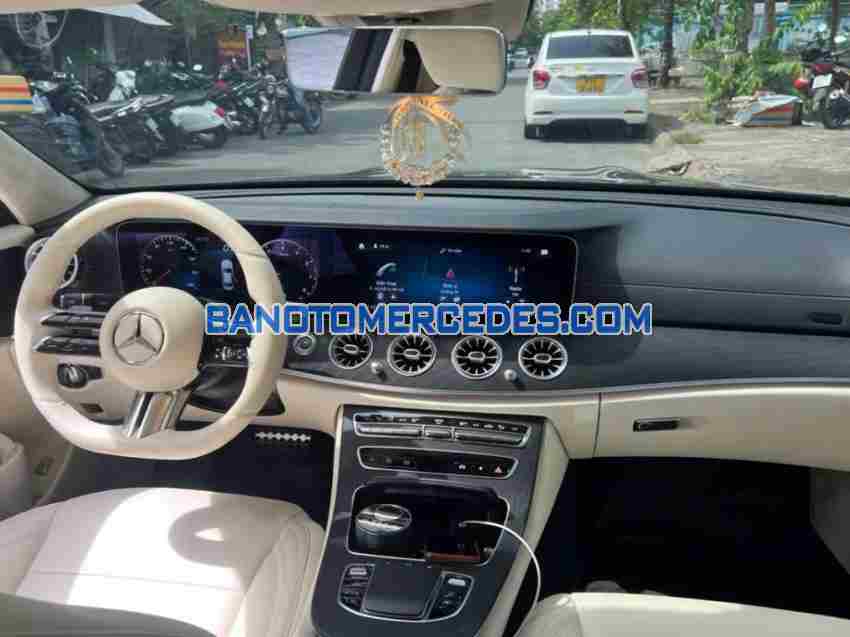 Cần bán nhanh Mercedes Benz E class E300 AMG 2021 cực đẹp