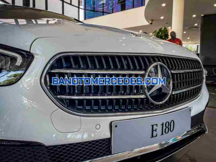 Bán Mercedes Benz E class E180 2024 - Máy xăng