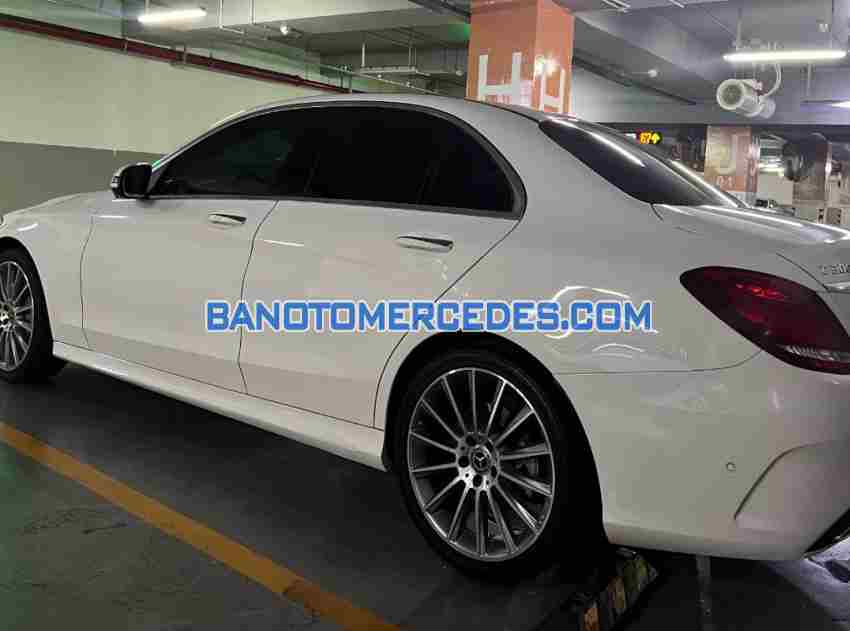 Mercedes Benz C class C300 AMG 2017 Máy xăng đẹp long lanh