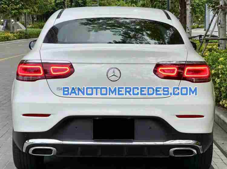 Cần bán Mercedes Benz GLC 300 4Matic Coupe Máy xăng 2021 màu Trắng