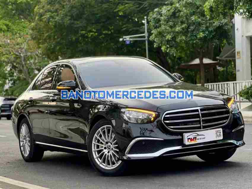 Cần bán Mercedes Benz E class E200 Exclusive 2023, xe đẹp giá rẻ bất ngờ