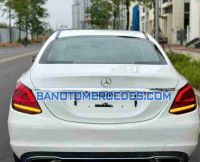 Cần bán gấp Mercedes Benz C class C200 đời 2019, màu Trắng