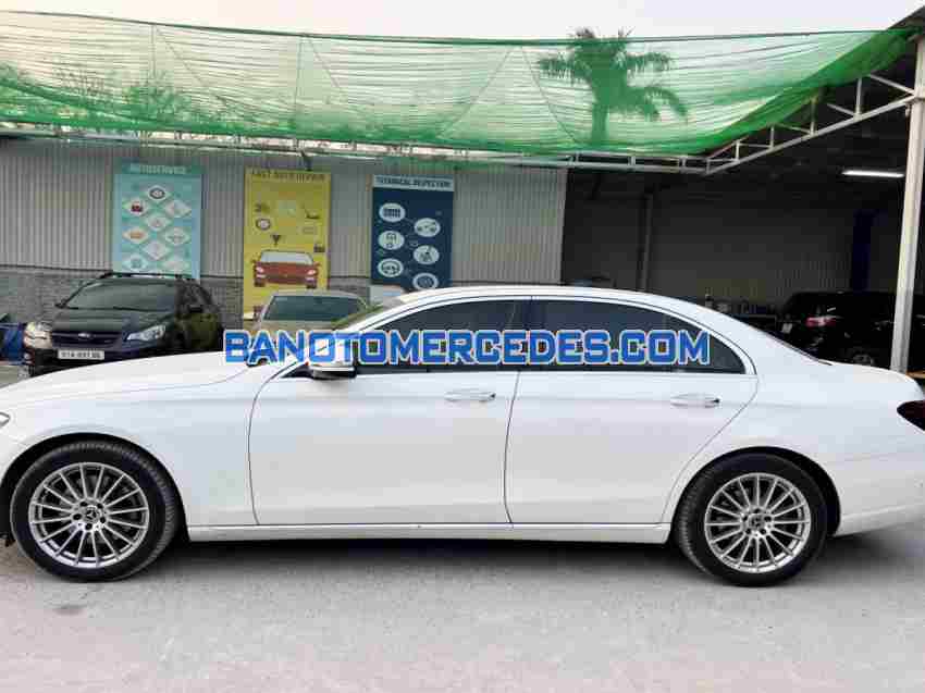 Mercedes Benz E class E200 Exclusive 2021 Số tự động cực đẹp!