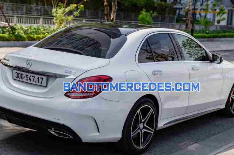 Cần bán gấp Mercedes Benz C class C300 AMG năm 2016 giá cực tốt