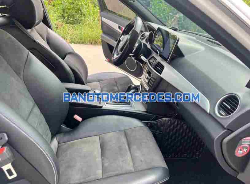 Mercedes Benz C class C200 2013, xe đẹp, hết ý