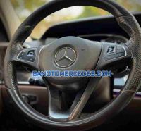 Cần bán xe Mercedes Benz E class E250 màu Trắng 2016