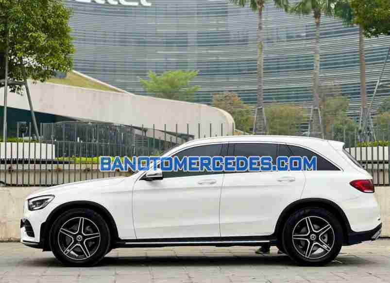 Bán xe Mercedes Benz GLC 300 4Matic đời 2021 - Giá tốt